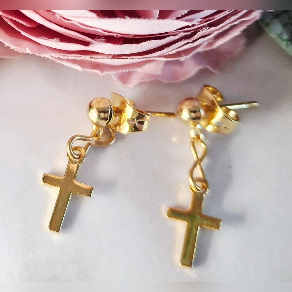 Vintage 80s ✨️✝️Gold Cross Earrings